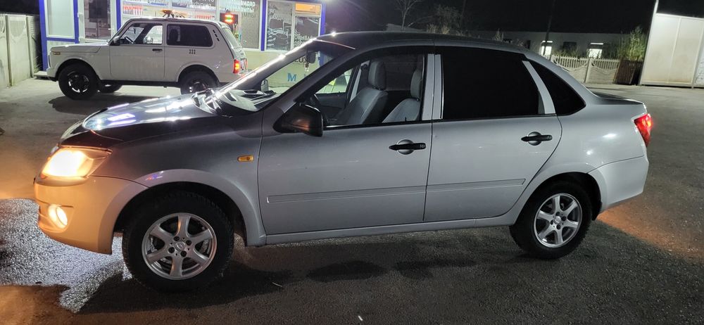 Lada Granta 2190