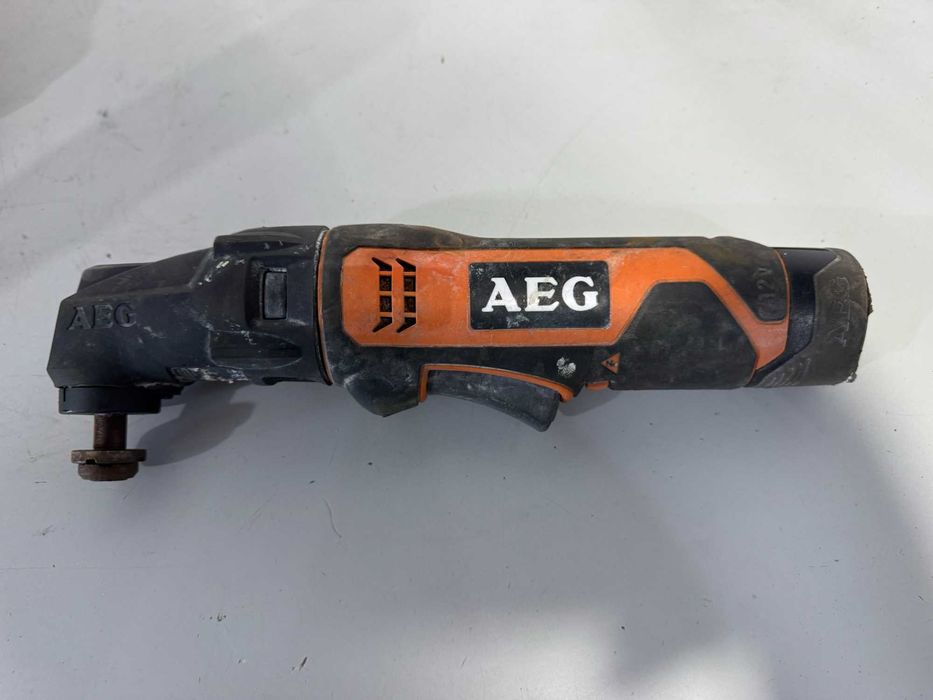 Винтоверт и реноватор - AEG 12V li ion