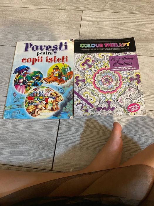 Carte de povești  și Carte de colorat