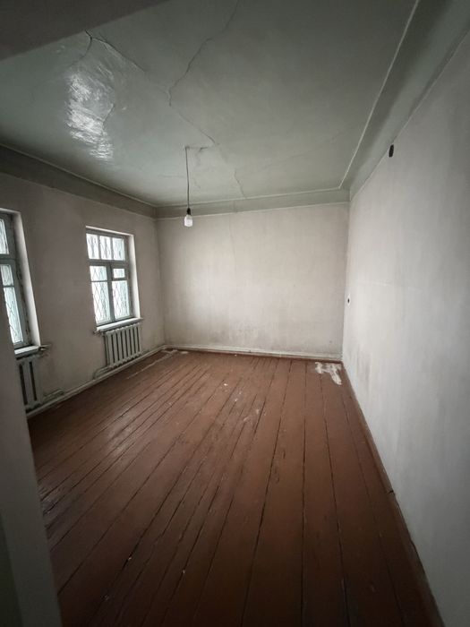 ijaraga  beriladi  4 ta xona bor