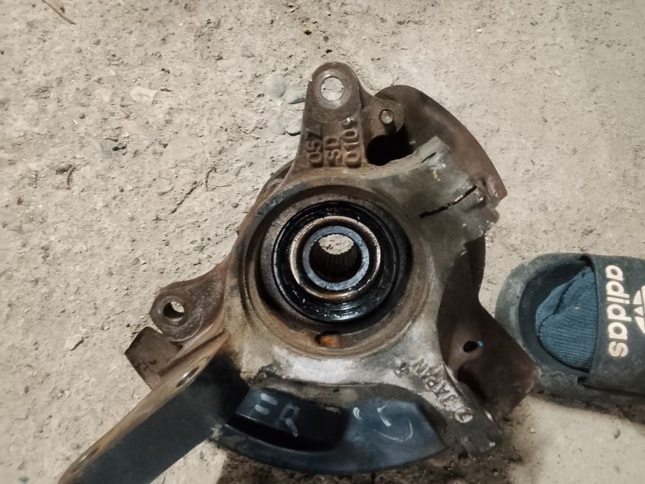 ступица передняя правая