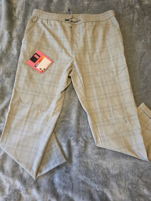Pantaloni Casual Zara
