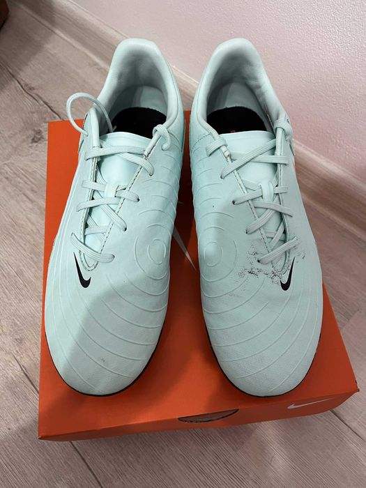 Nike Phantom GX II Academy AG Marimea 39