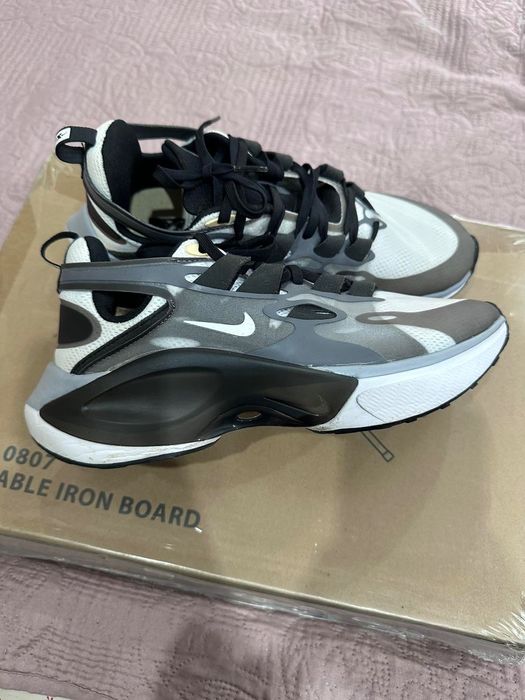 Оригинални маратонки Nike