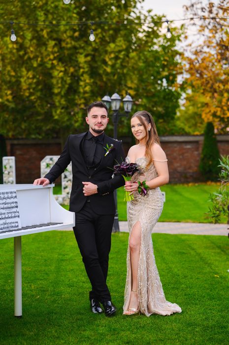 Rochie tip bijuterie