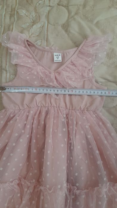 Детска рокля с тюл