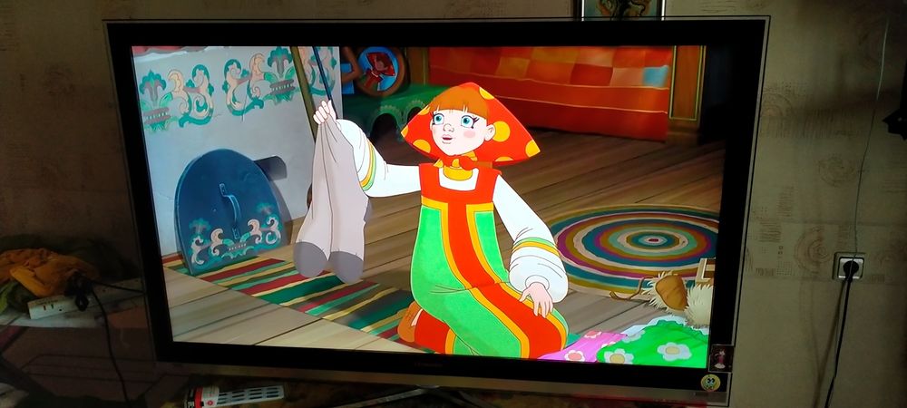 Телевизор Hisense(140см.55 дюймов)