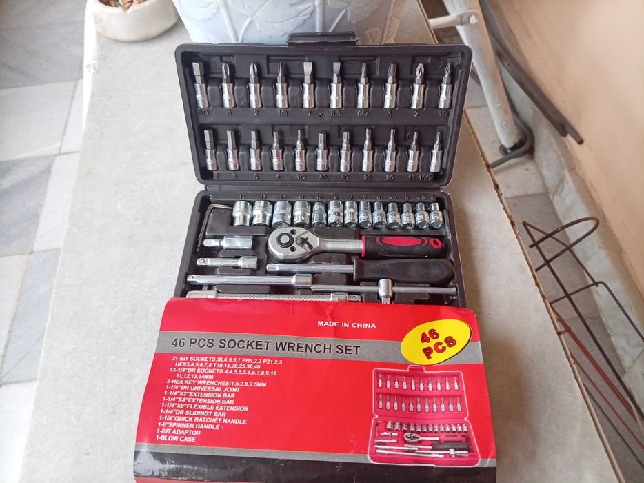 45 бр. Комплект инструменти за ремонт