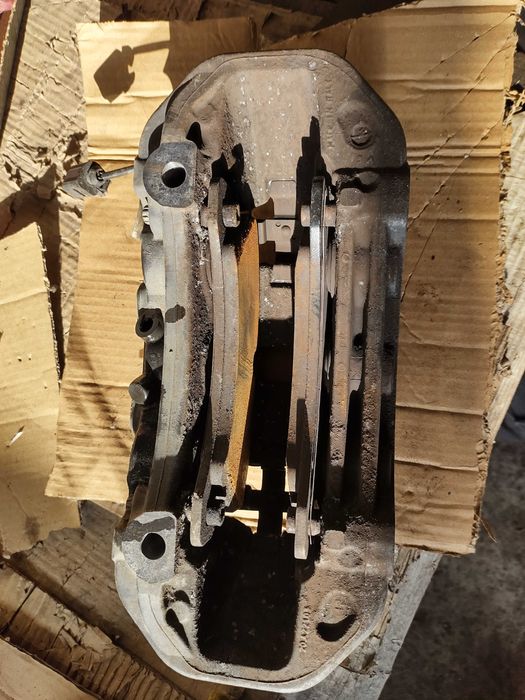 Спирачен Апарат Десен Brembo Porsche Cayenne 3.0D 92A/2012г