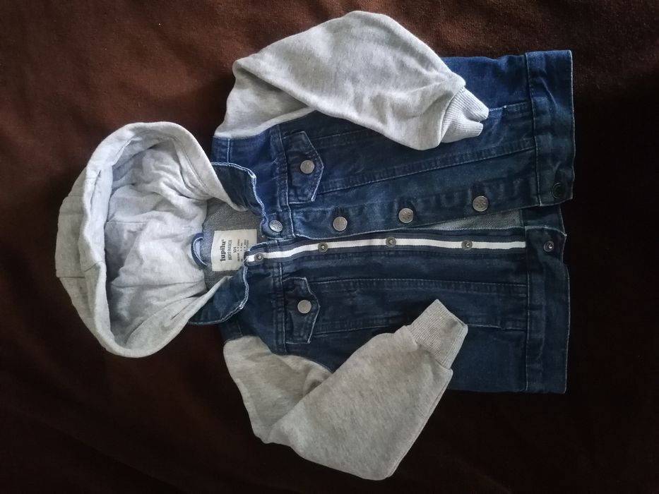 Якета/парки от 10-15лв.
детски ски панталон 13лв.,детски гащеризон 15л