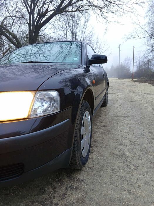 Продавам фолксваген пасат б5