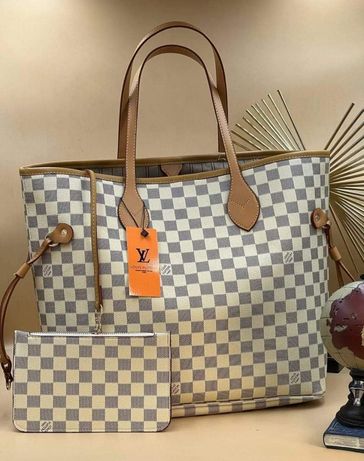 Louis Vuitton., 🔴 Louis Vuitton. Qualità top. €250 spedizione inclusa # louisvuitton #granbazaritalia, By Moda Business Turchia