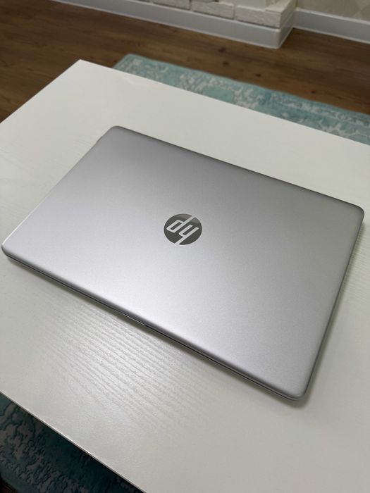 15.6" HP 15s-fq2026ur, Core i5, RAM 8ГБ, 512ГБ, Intel Iris Xe Graphics