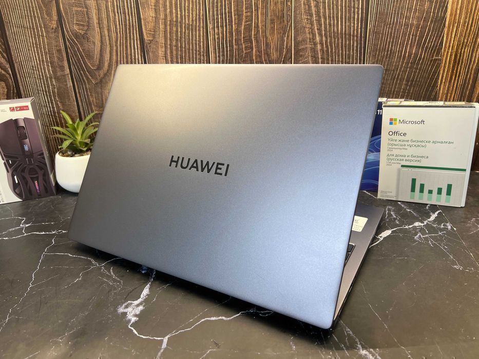 Ноутбук бизнес-класса HUAWEI MateBook D16 | Core i5-12500H | 16GBS10