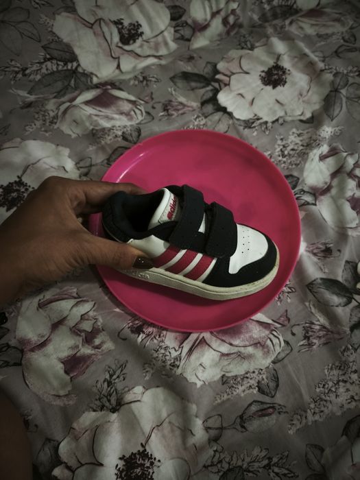 Детски маратонки адидадас