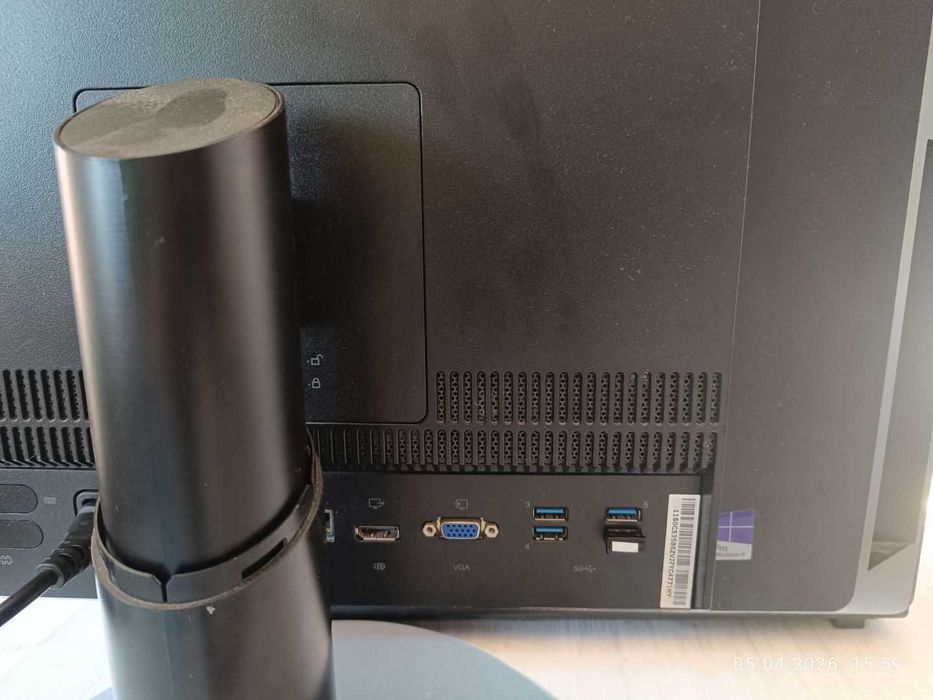 Настолен компютър и монитор в едно (моноблок), Lenovo ThinkCentre
