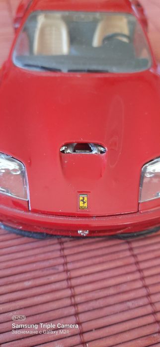 Ferrari maranello 550 1:24 оригинална метална