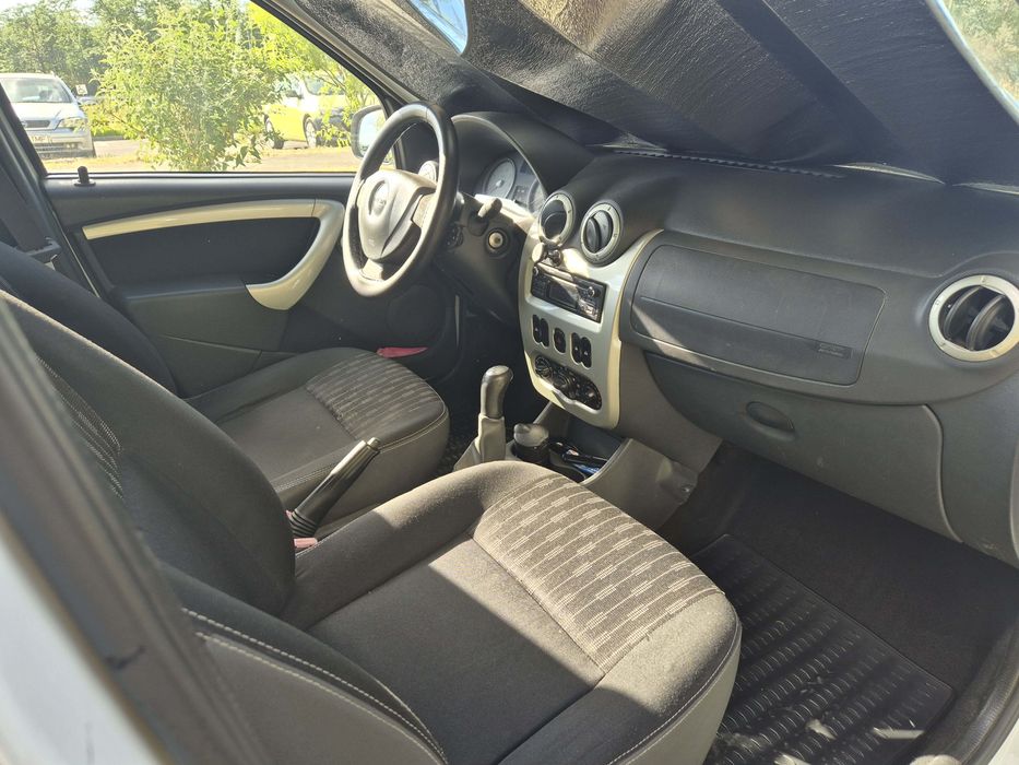 DACIA Logan 2012 — imagine 4