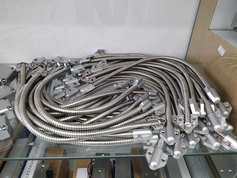 Гибкий переход для домофона металлический