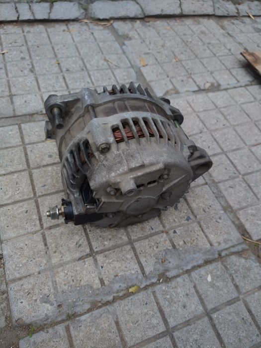 Генератор, стартер и компресор климатик за Нисан Примера п12
