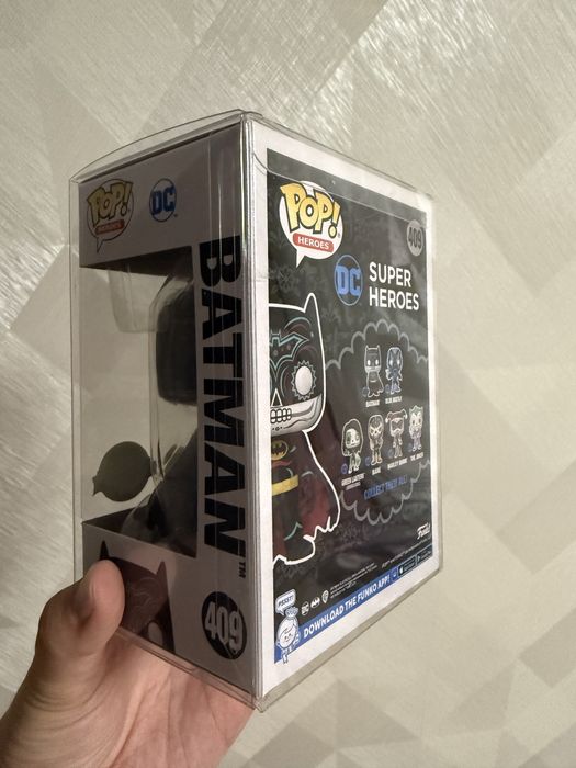 Funko Spider Man и Бэтмэн