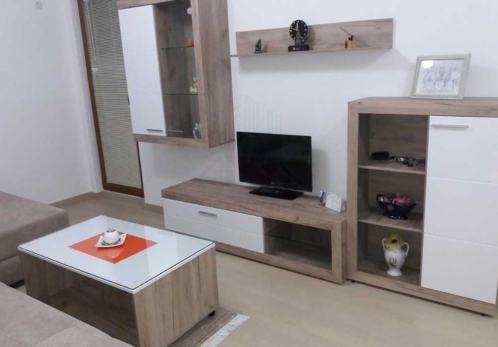 Дава се под наем Двустаен апартамент в Пловдив, Каменица 1 - 60 кв.м за 265.2 € - Снимка #1