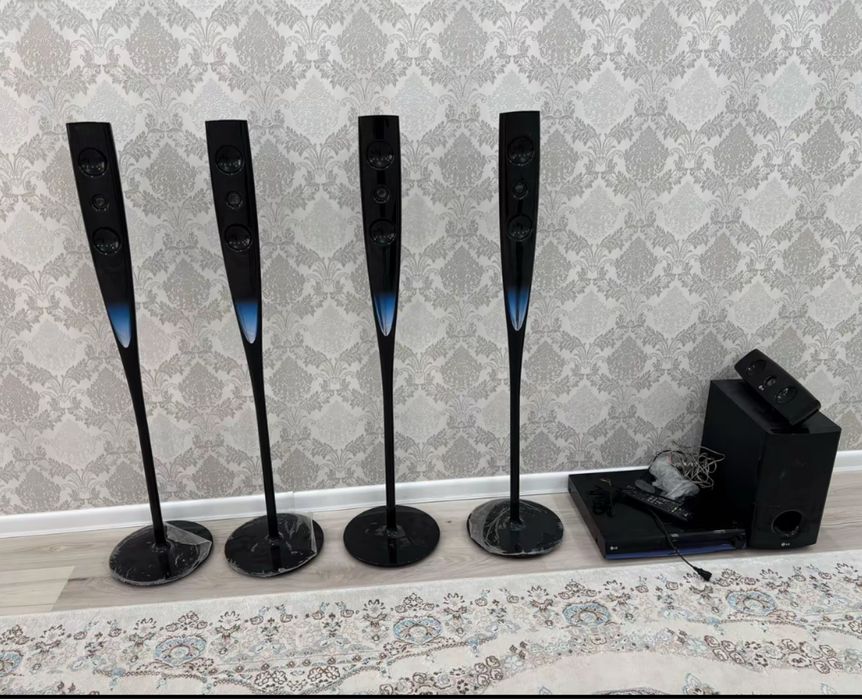 Домашний кинотеатр LG HB954TB 5.1 1000 ВТ