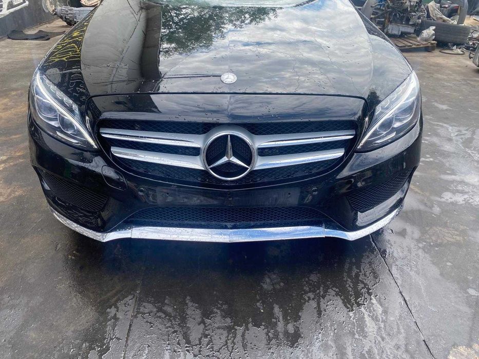 Dezmembrez mercedes c class w205 AMG/far ils/panoramic/capota/bara/