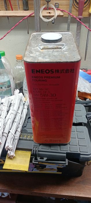 Продам масло моторное японское