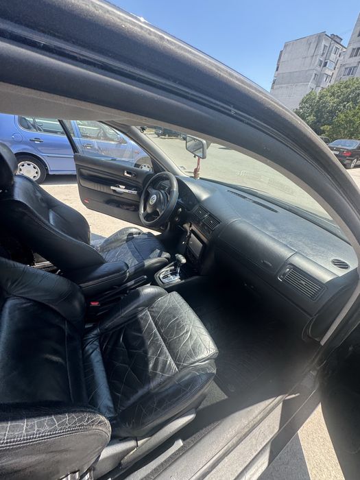 VW Golf 4 – 2.0, Автомат, Газ/Бензин – 1999 г.