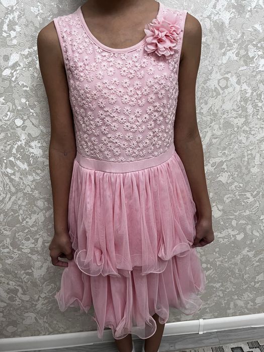 Көйлектер 7-8жасқа 1данасы 3000теңгеден