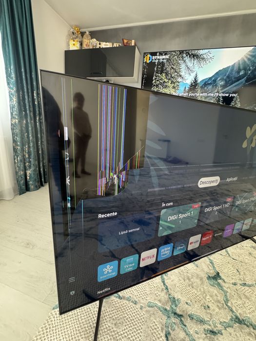 Samsung  tv 2024 avariat la ecran