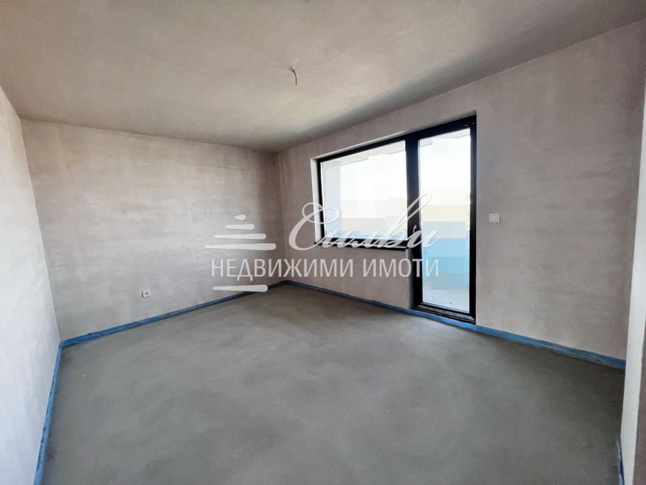 Продава се Тристаен апартамент в Търговище, Център - 125 кв.м за 1240 €/кв.м - Снимка #1