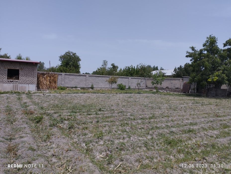 Ер участка сотилади