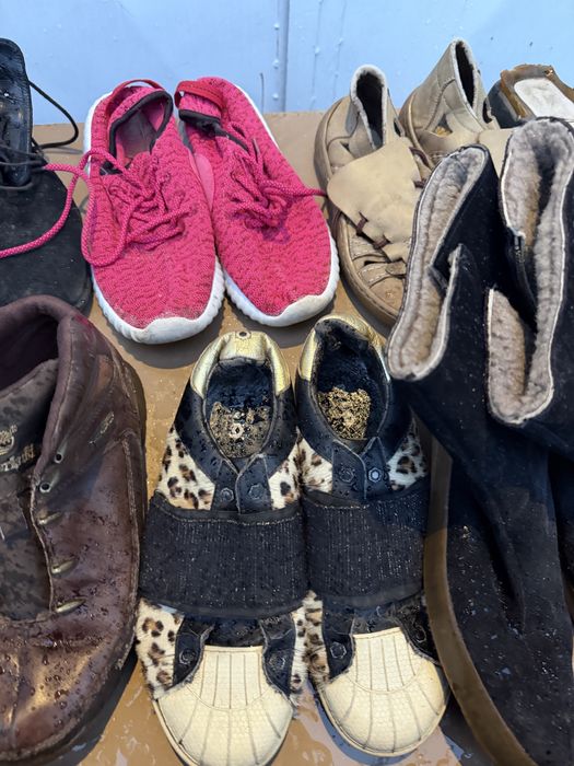 Lot 18 papuci - pantofi - ghete - cizme etc targ piata SH