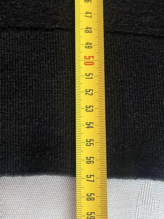 Pinko, pulover negru, 100% lână, dantelă & mânecă bufantă