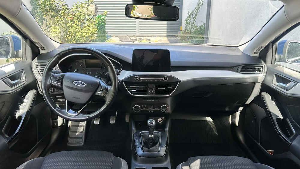 FORD Focus 2019 — imagine 5