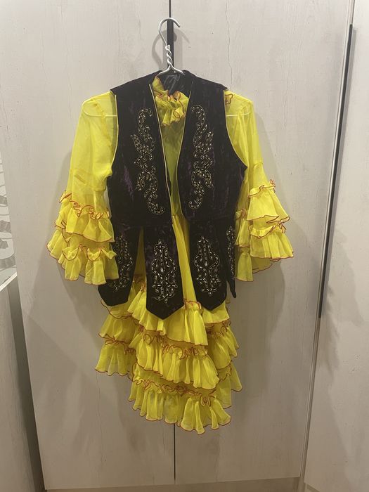 Продам национальный костюм
