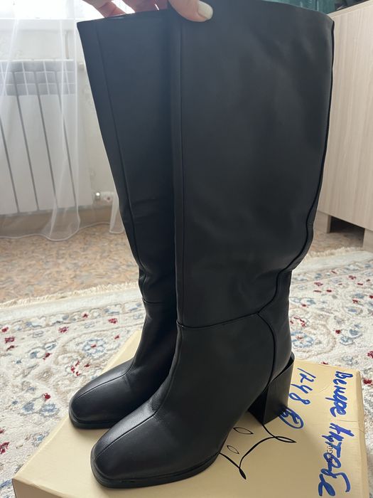 Продам зимние сапоги