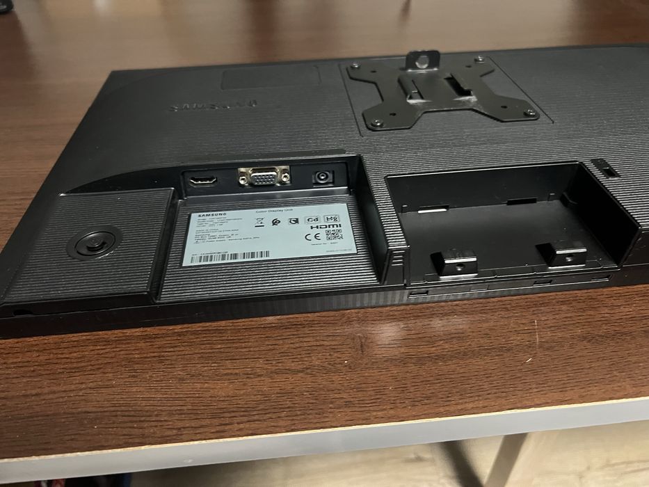 Display ecran 24 inchi samsung full HD