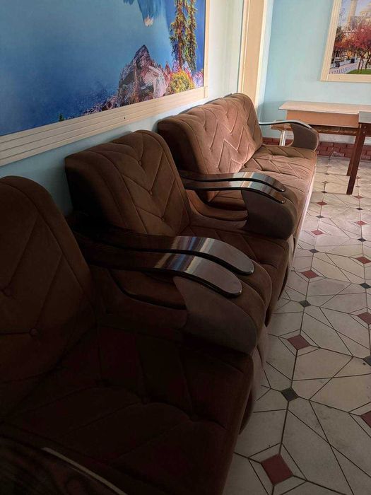 Продается раскладной диван и кресло