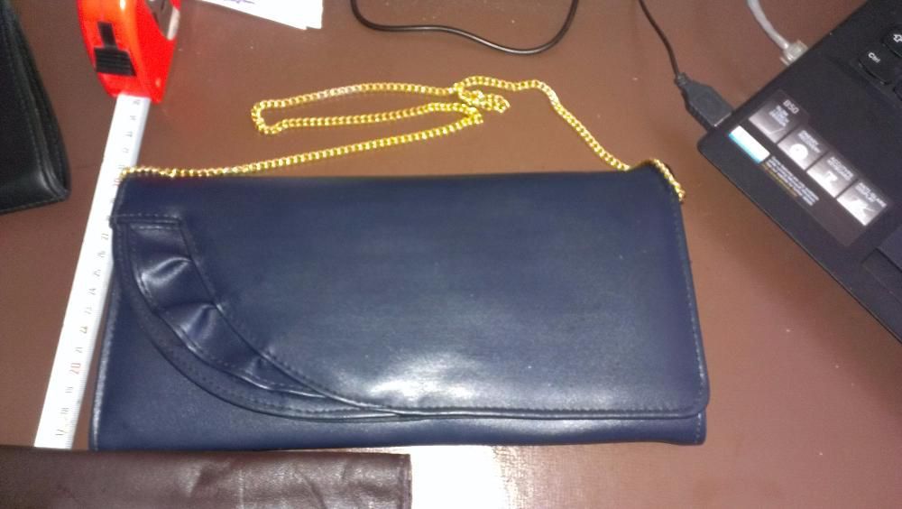 Малки дамски чанти тип портмоне , кожени