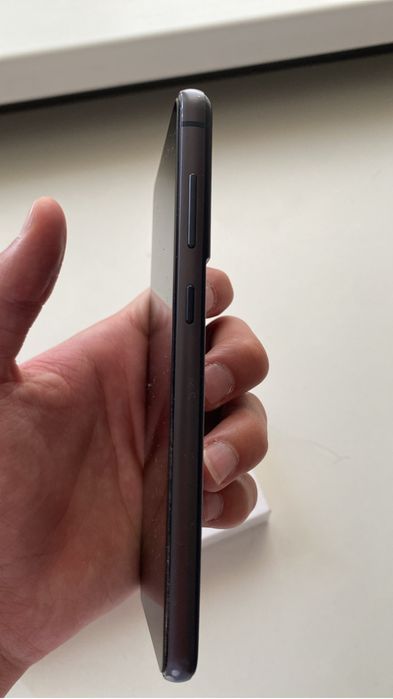 Samsung s21 fe в отличном состоянии