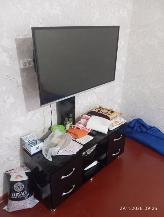 Артел 43лык состояние идеальное подставка и кронштейн смарт бухспенен