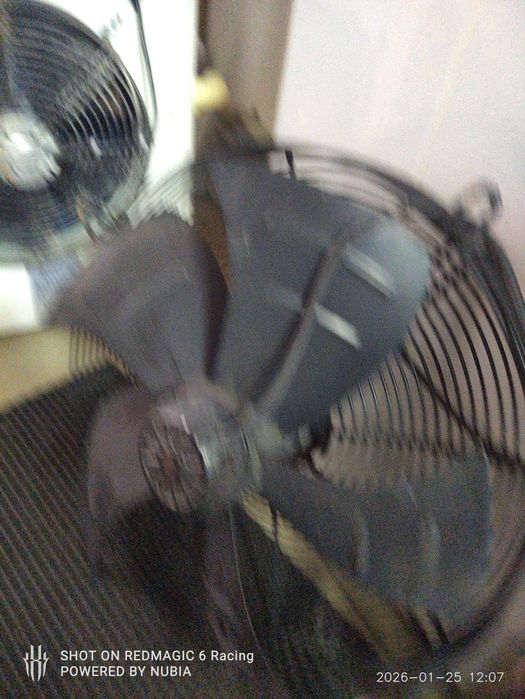 Компрессор с контроллером