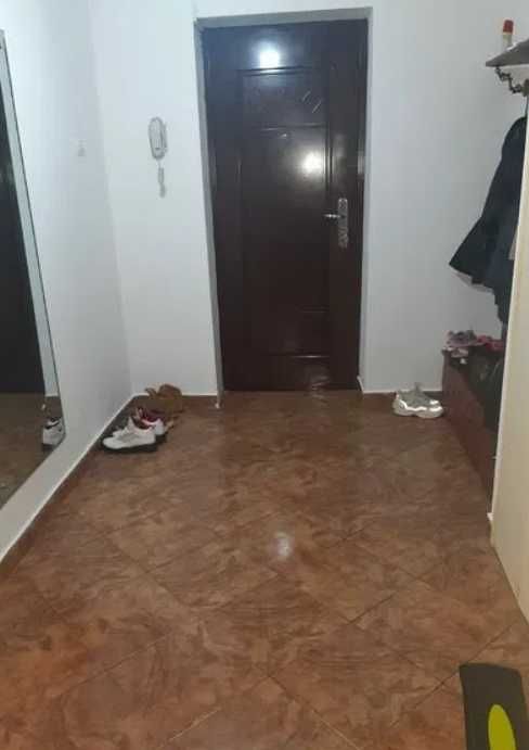 Дава се под наем Двустаен апартамент в Пловдив, Захарна фабрика - 65 кв.м за 209.1 € - Снимка #2