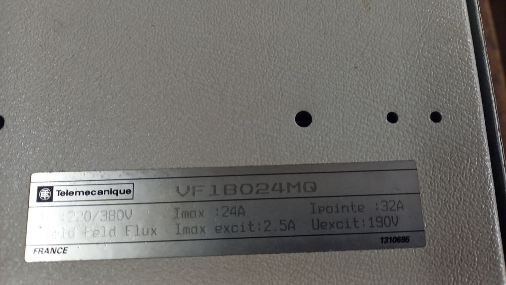 Servodriver Telemecaniqe VF1B024MQ și servomotor