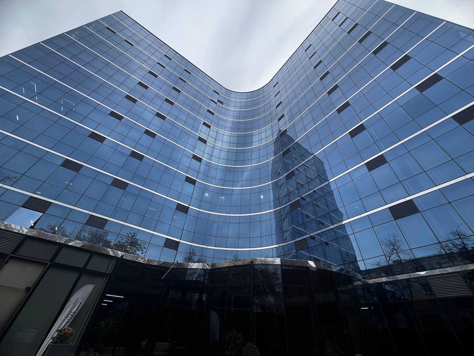 Современный офис 670 м² с ремонтом на Новомосковской, бизнес-центр(55)