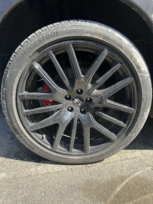 Джанти и гуми за Мазерати Леванте