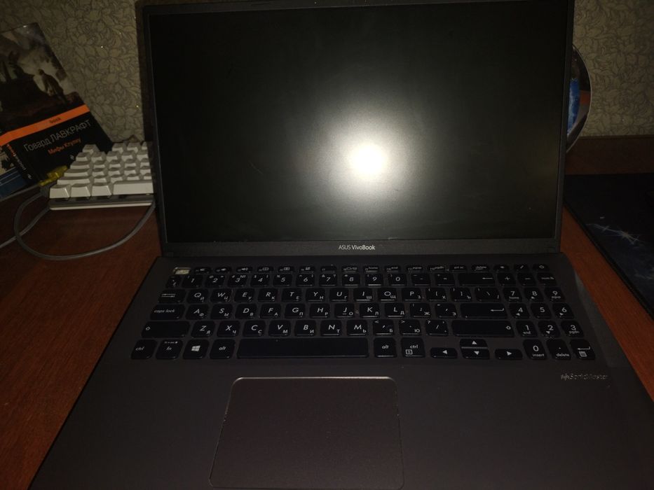 Ноутбук ASUS VivoBook